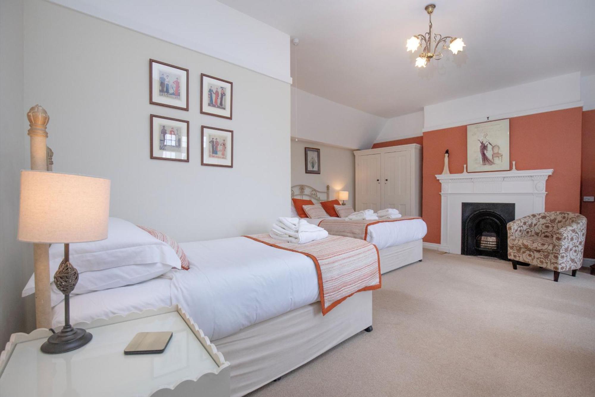 Sutton Barton Farmhouse Гонитон Экстерьер фото