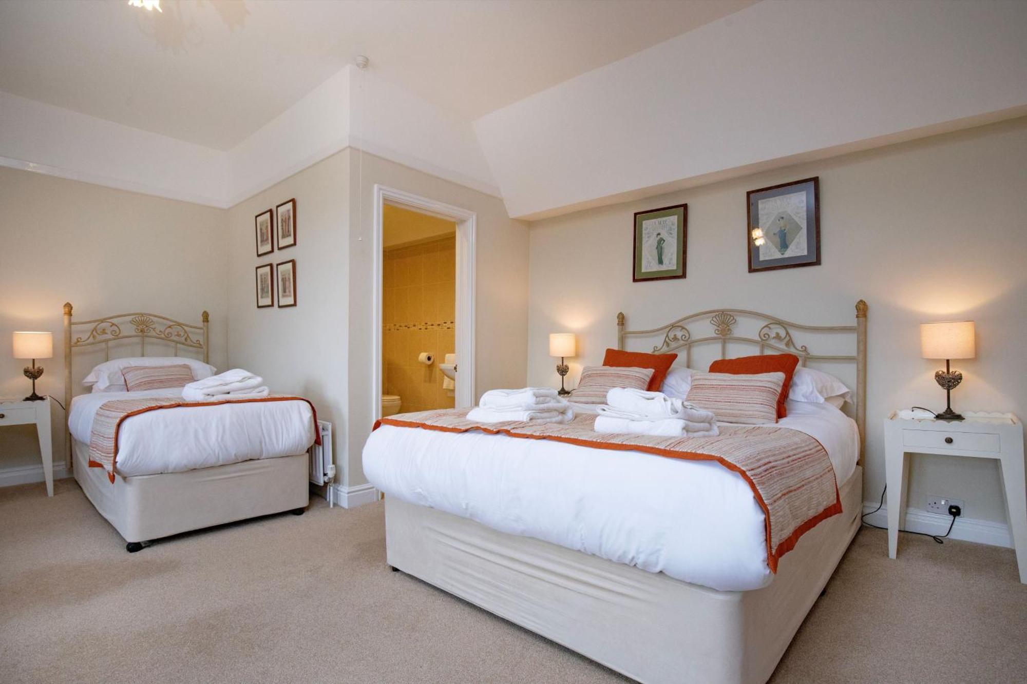 Sutton Barton Farmhouse Гонитон Экстерьер фото